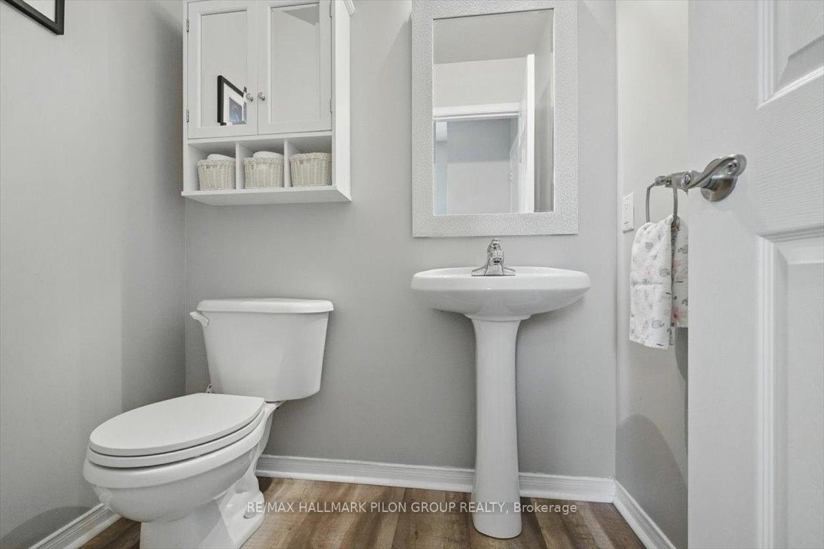 Photo 14 of 2112 Esprit Drive, Ottawa, Avalon East — HOMEH