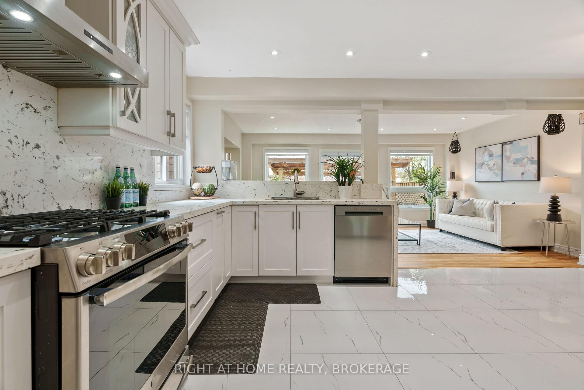 Photo 4 of 166 Hampshire Way, Milton, Dempsey — HOMEH