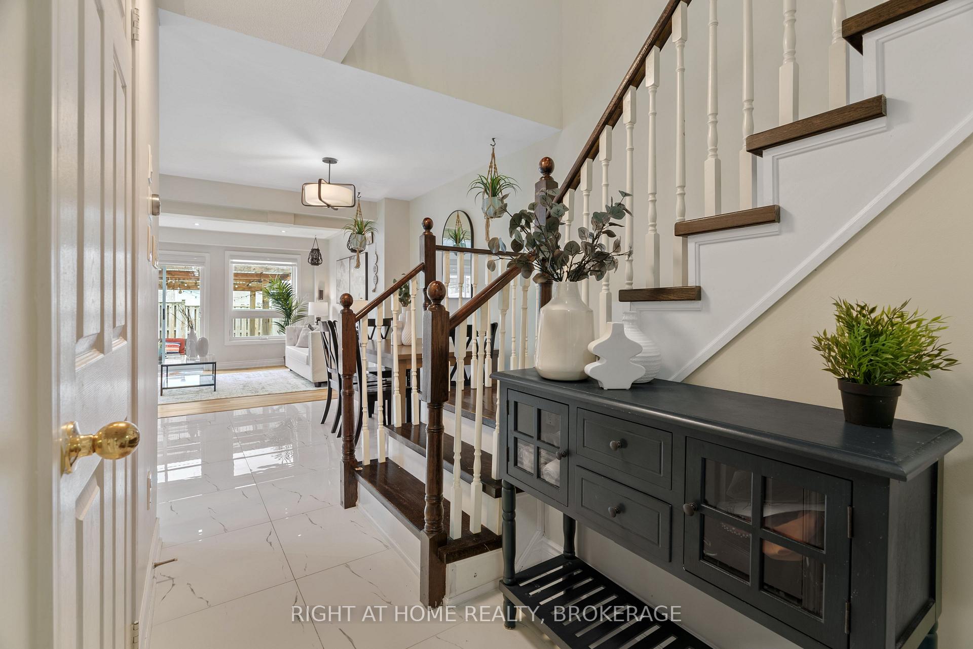 Photo 5 of 166 Hampshire Way, Milton, Dempsey — HOMEH