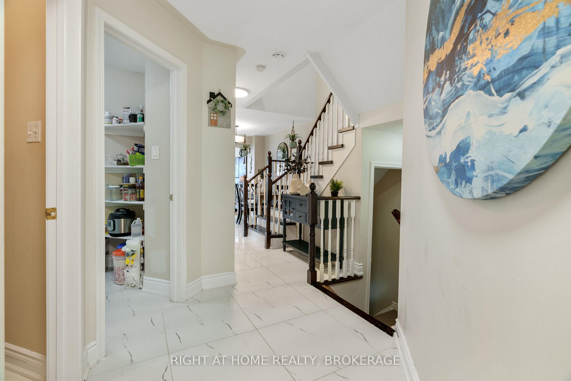 Photo 20 of 166 Hampshire Way, Milton, Dempsey — HOMEH