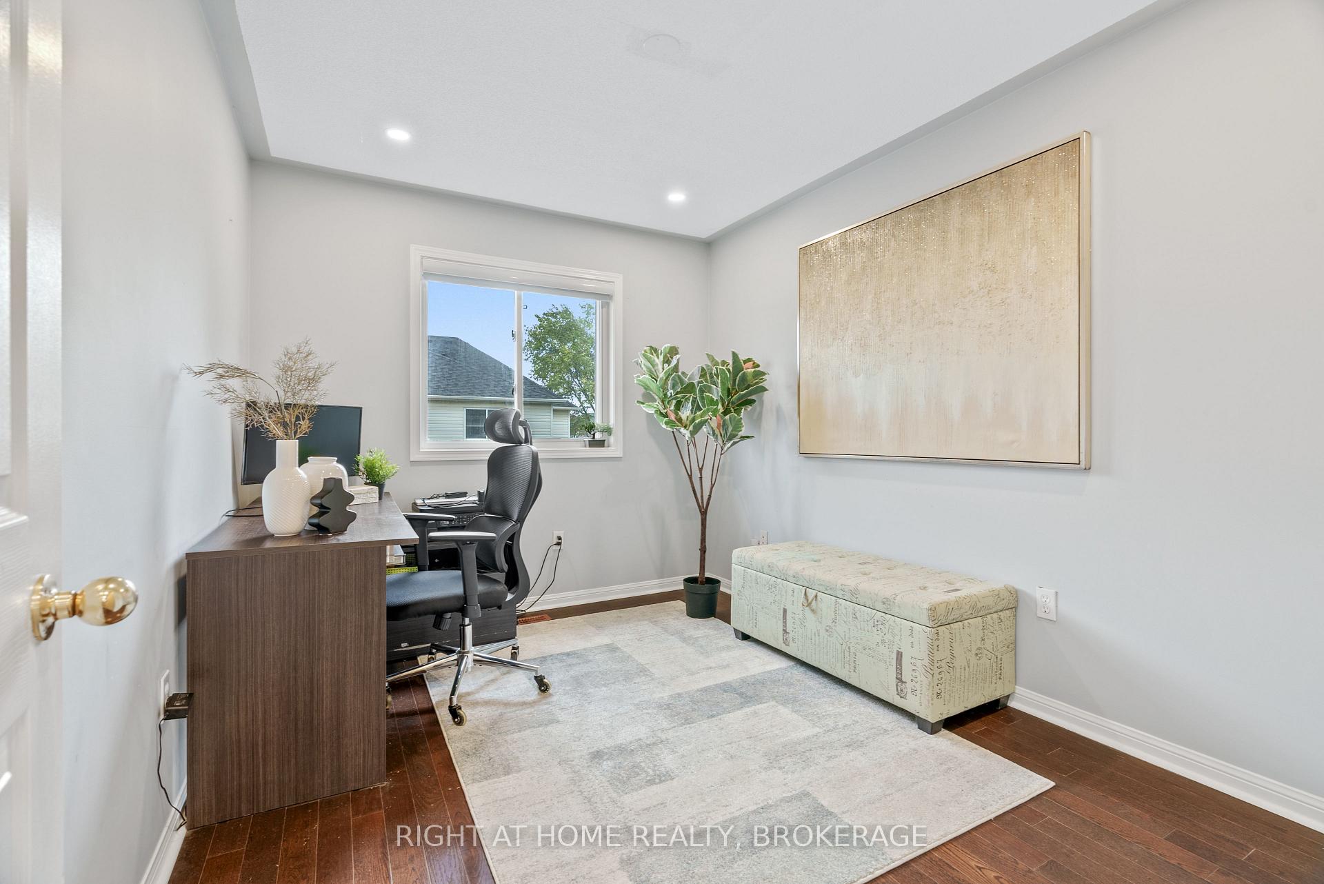 Photo 19 of 166 Hampshire Way, Milton, Dempsey — HOMEH