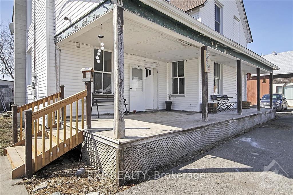 Photo 2 of 30 King Street, North Dundas, Chesterville — HOMEH