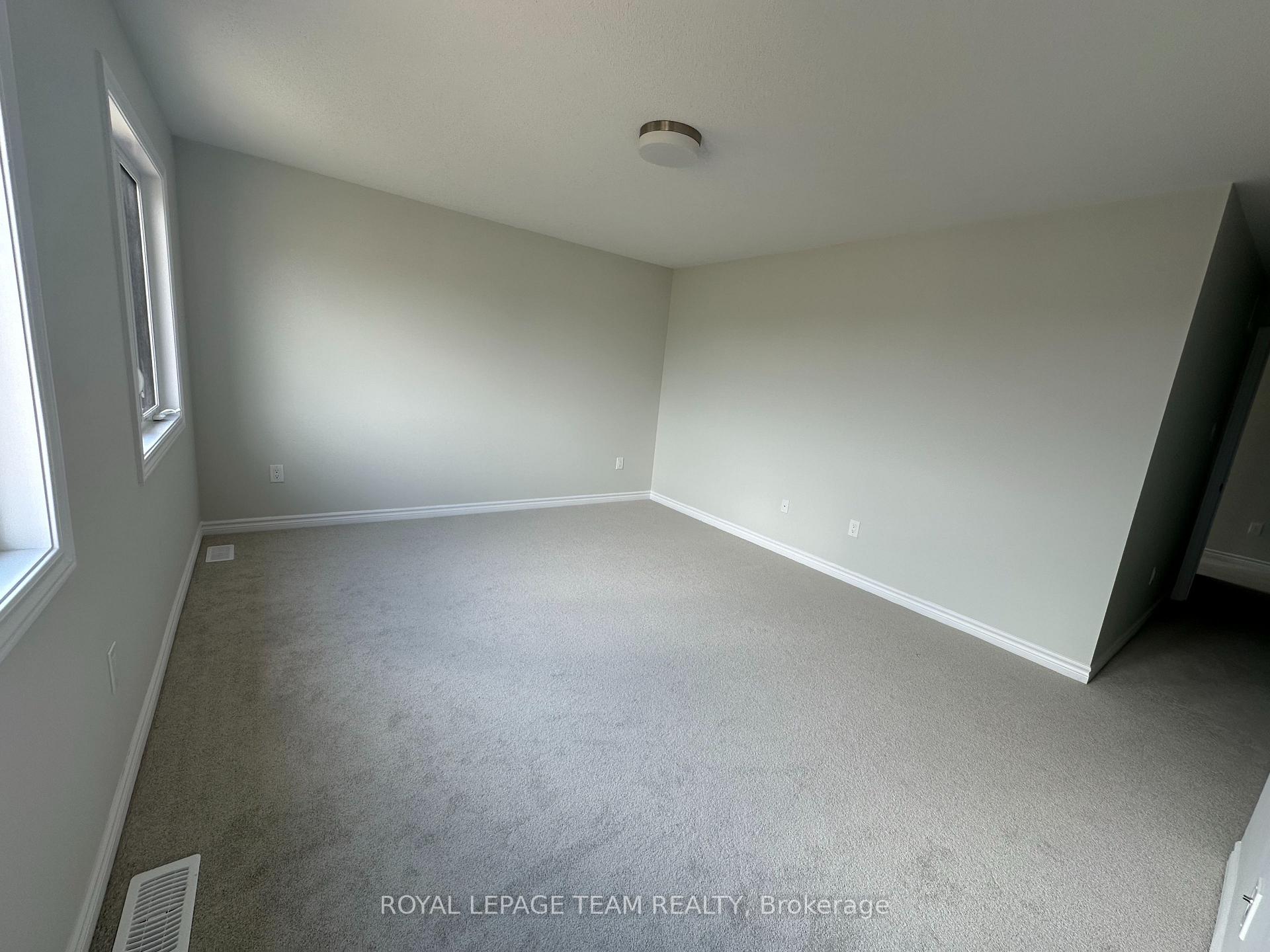 Photo 12 of 48 Chemin De Jargeau Road, Ottawa, Chapel Hill South - Orleans Village — HOMEH