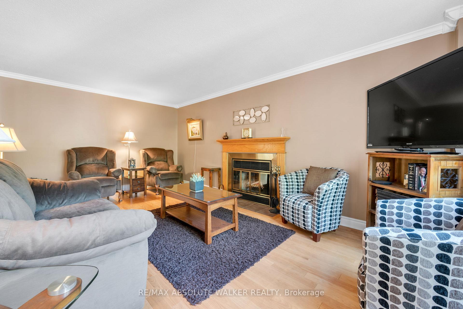 Photo 18 of 1866 Robinwood Place, Ottawa, Chapel Hill — HOMEH