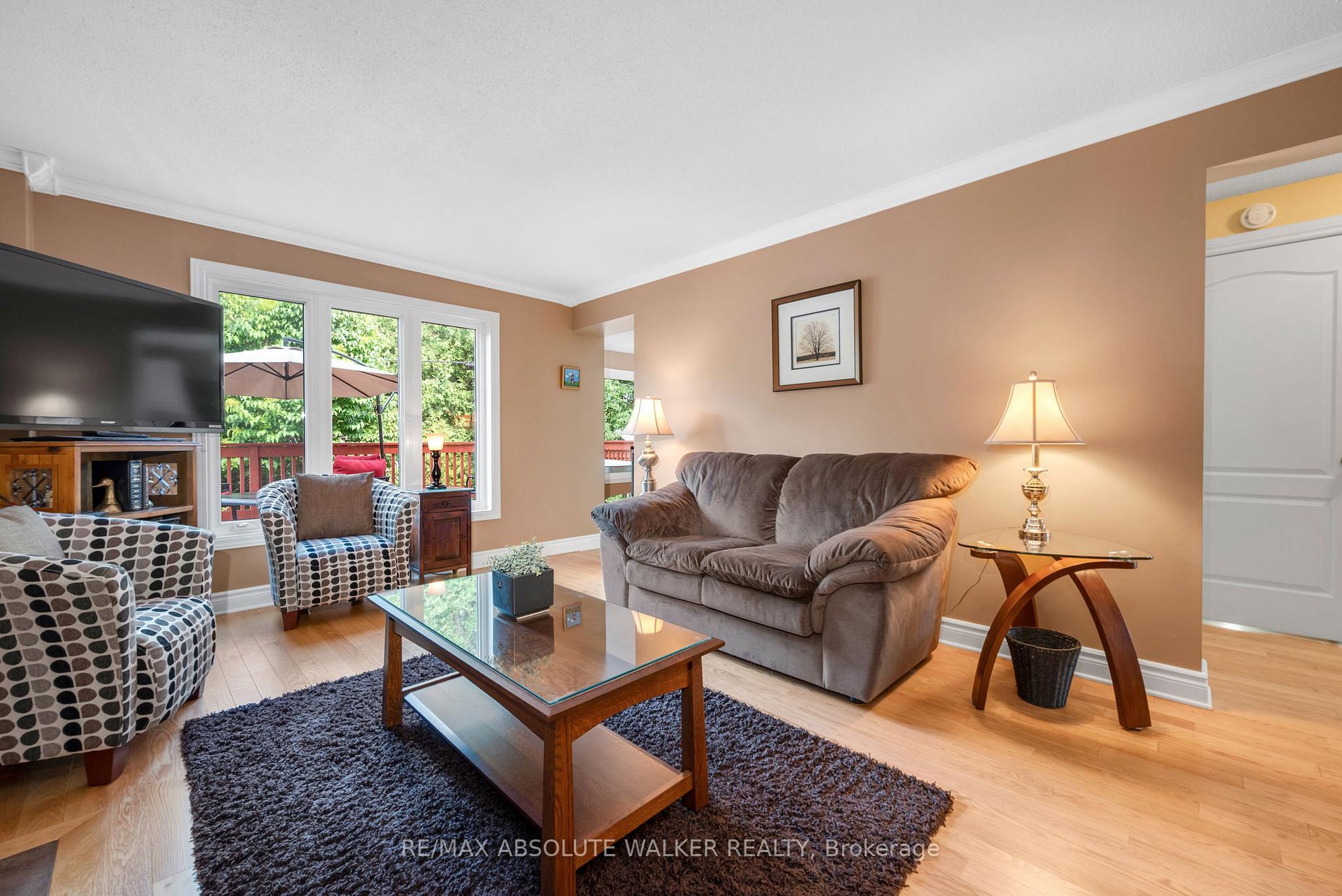 Photo 19 of 1866 Robinwood Place, Ottawa, Chapel Hill — HOMEH