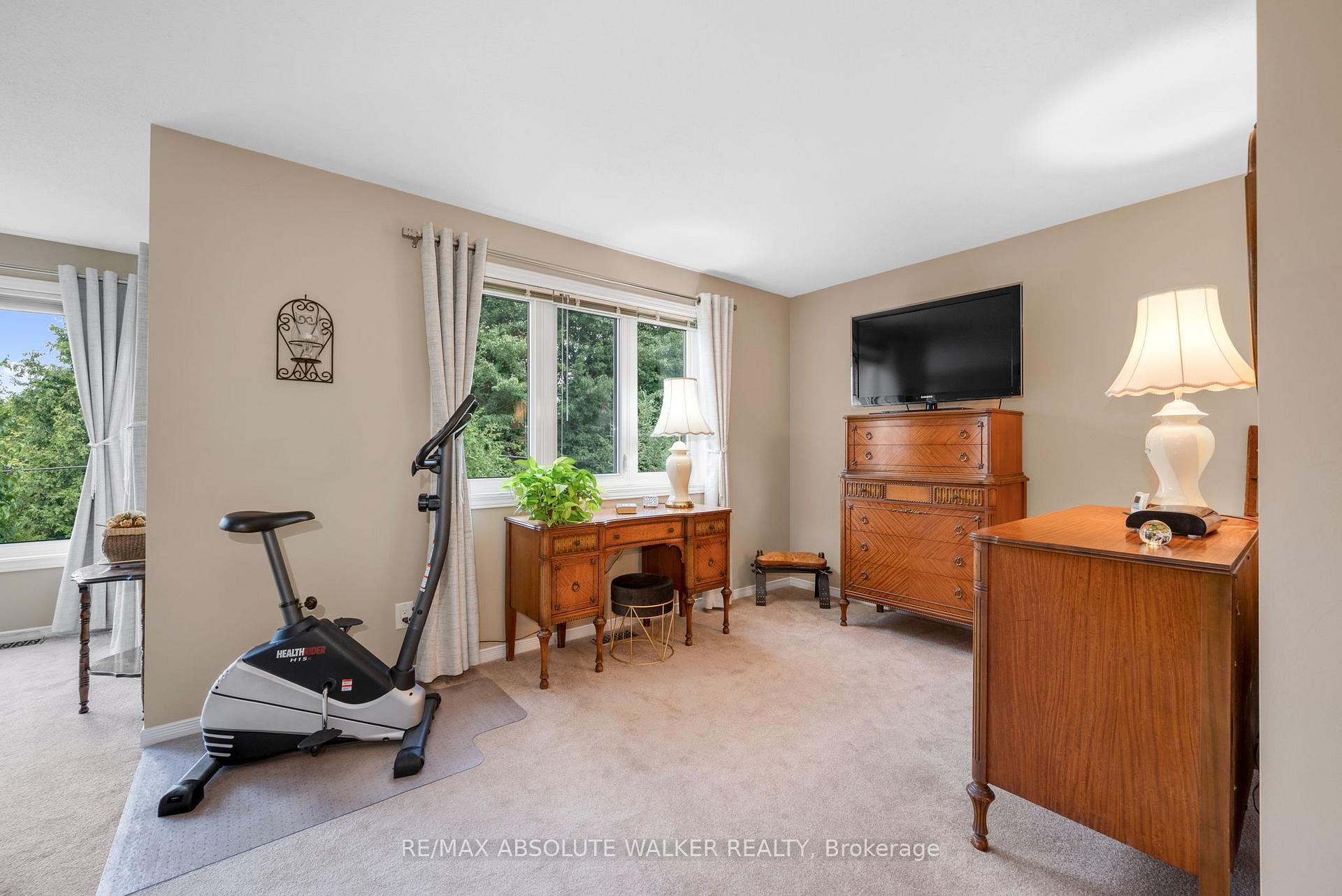 Photo 24 of 1866 Robinwood Place, Ottawa, Chapel Hill — HOMEH