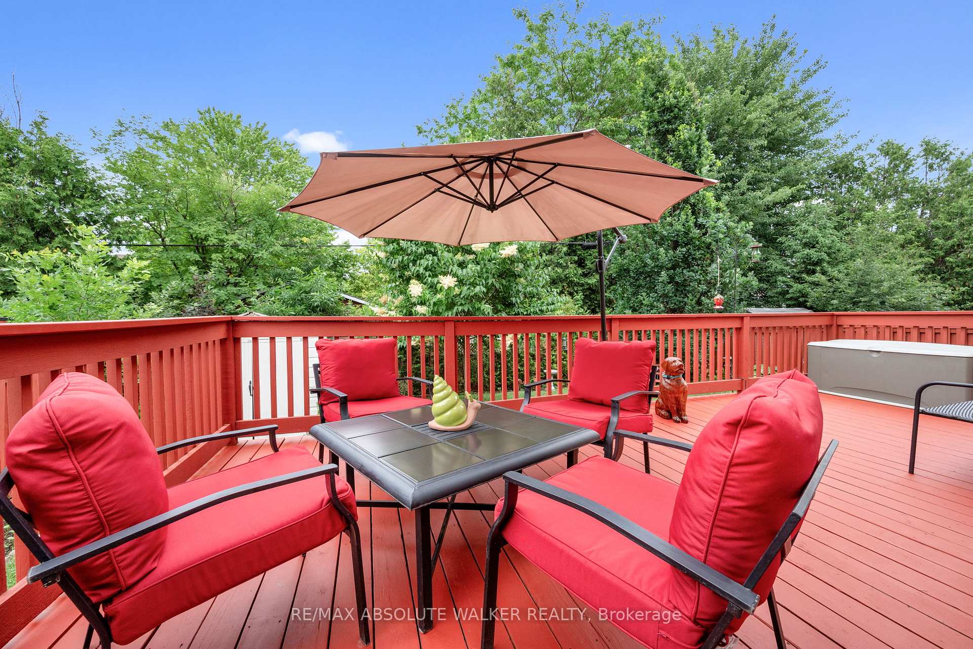 Photo 43 of 1866 Robinwood Place, Ottawa, Chapel Hill — HOMEH