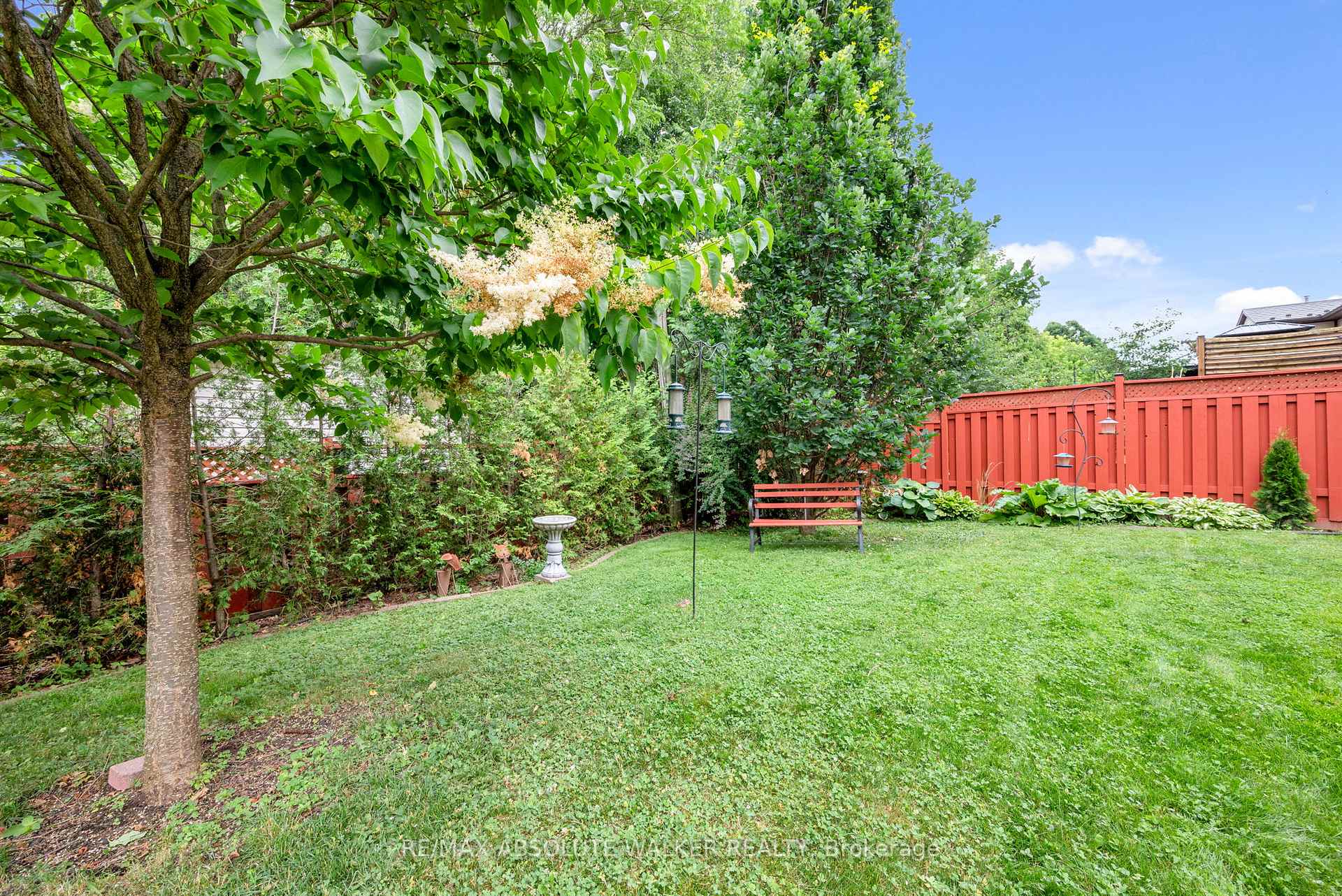 Photo 44 of 1866 Robinwood Place, Ottawa, Chapel Hill — HOMEH