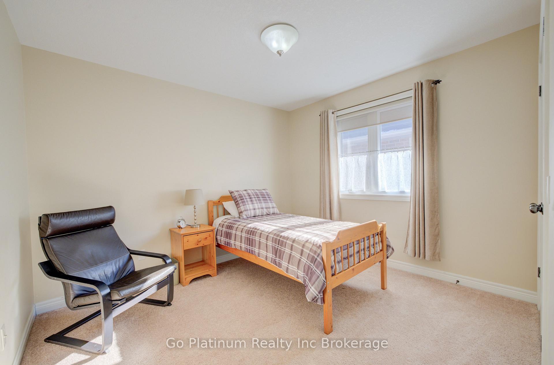 Photo 23 of 110 Poldon Drive, Norwich, Norwich Town — HOMEH