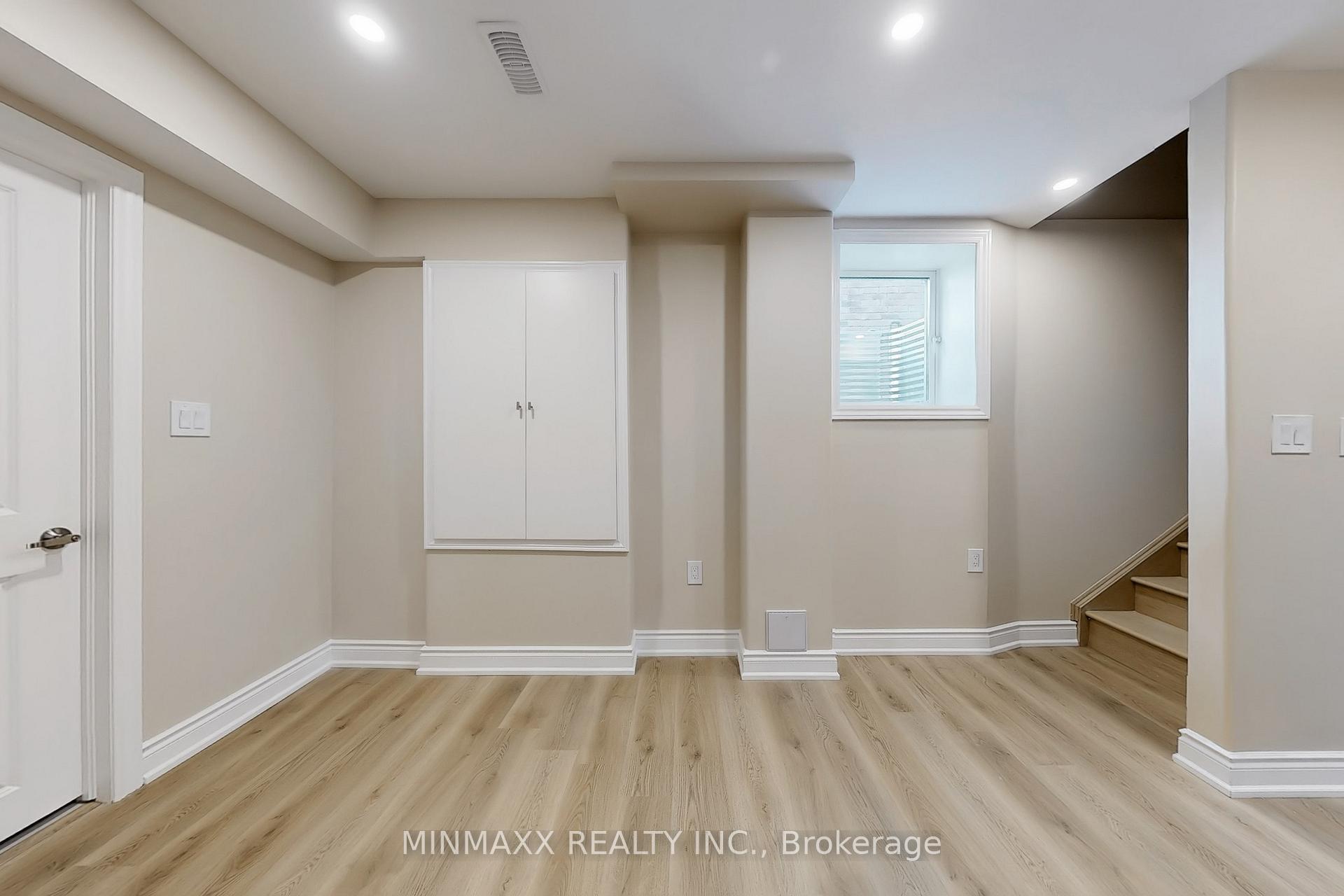 Photo 10 of 465 Thornborrow (Studio Bsmt Apt) Court, Milton, Walker — HOMEH