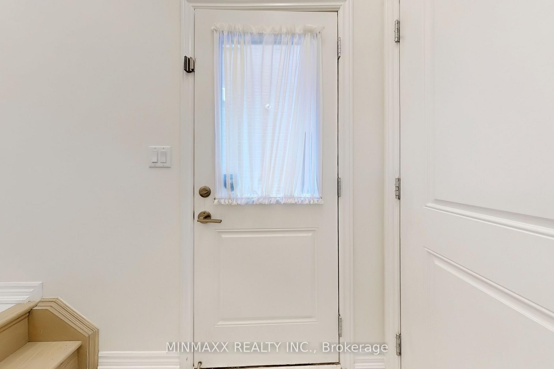 Photo 14 of 465 Thornborrow (Studio Bsmt Apt) Court, Milton, Walker — HOMEH