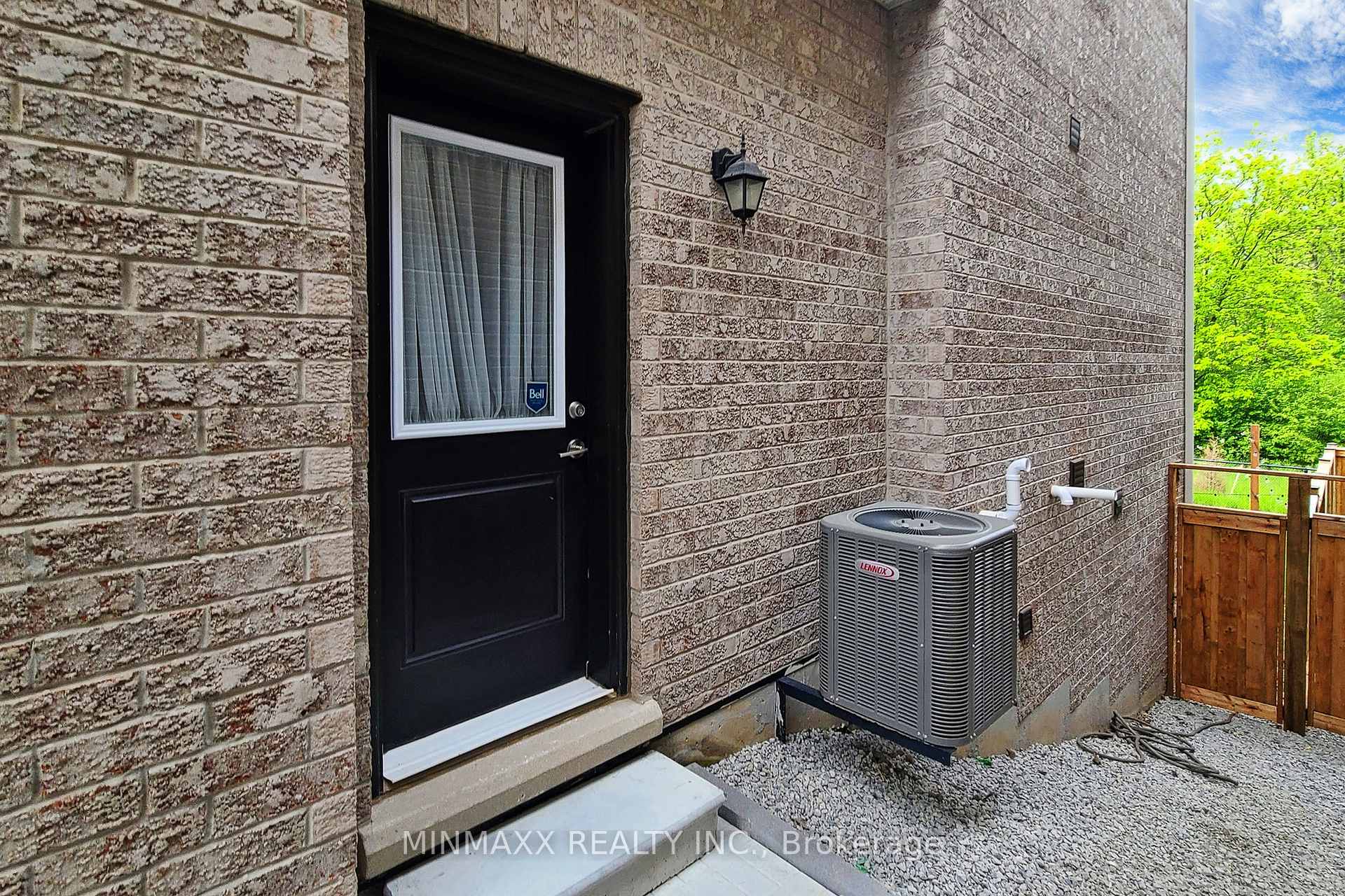 Photo 13 of 465 Thornborrow (Studio Bsmt Apt) Court, Milton, Walker — HOMEH