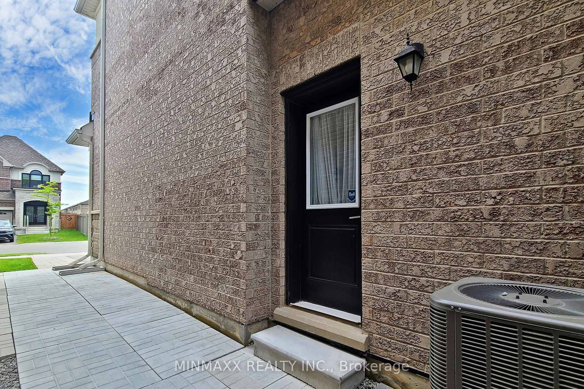 Photo 12 of 465 Thornborrow (Studio Bsmt Apt) Court, Milton, Walker — HOMEH