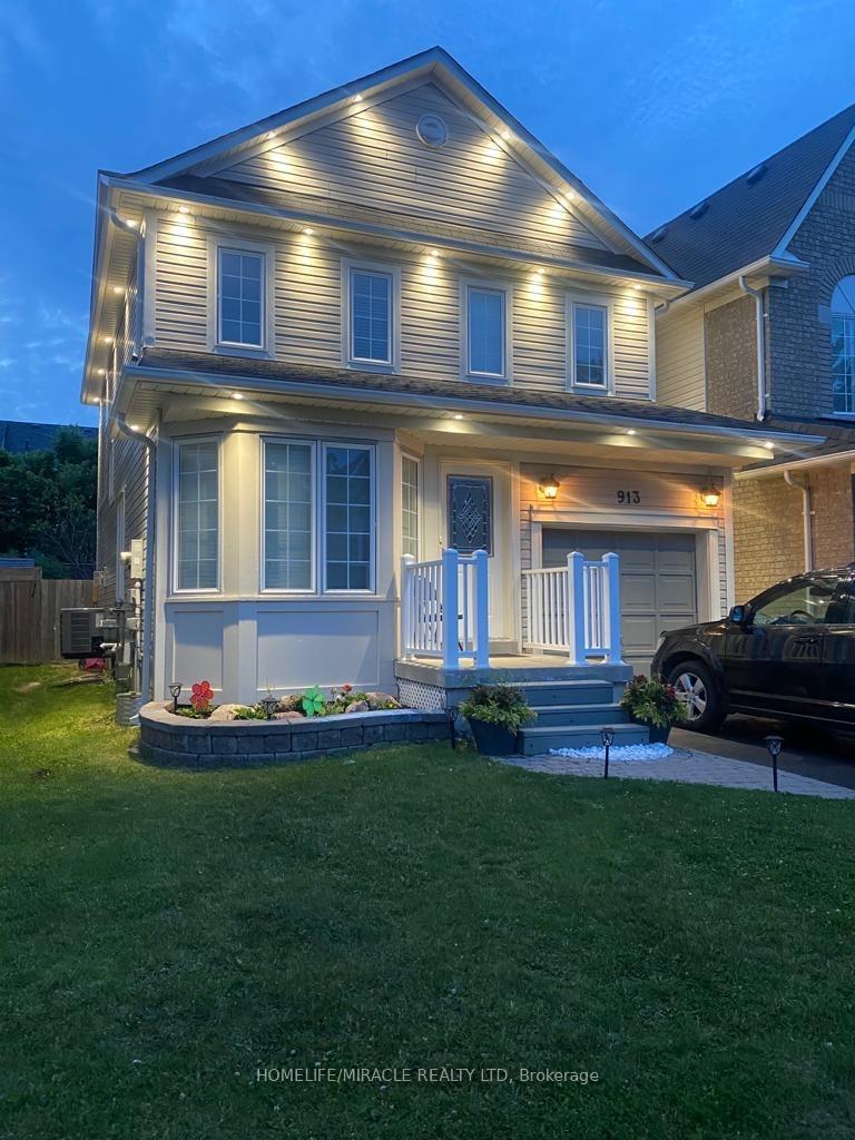 Photo 2 of 913 Taggart Crescent, Oshawa, Pinecrest — HOMEH