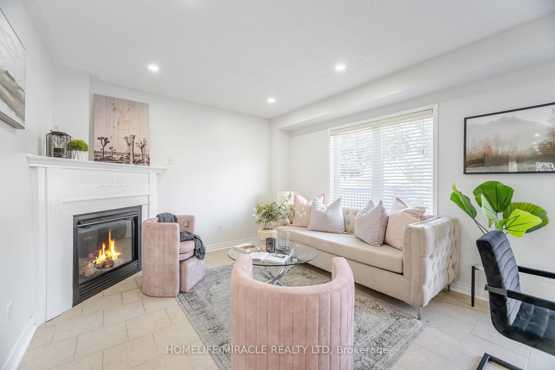 Photo 14 of 913 Taggart Crescent, Oshawa, Pinecrest — HOMEH