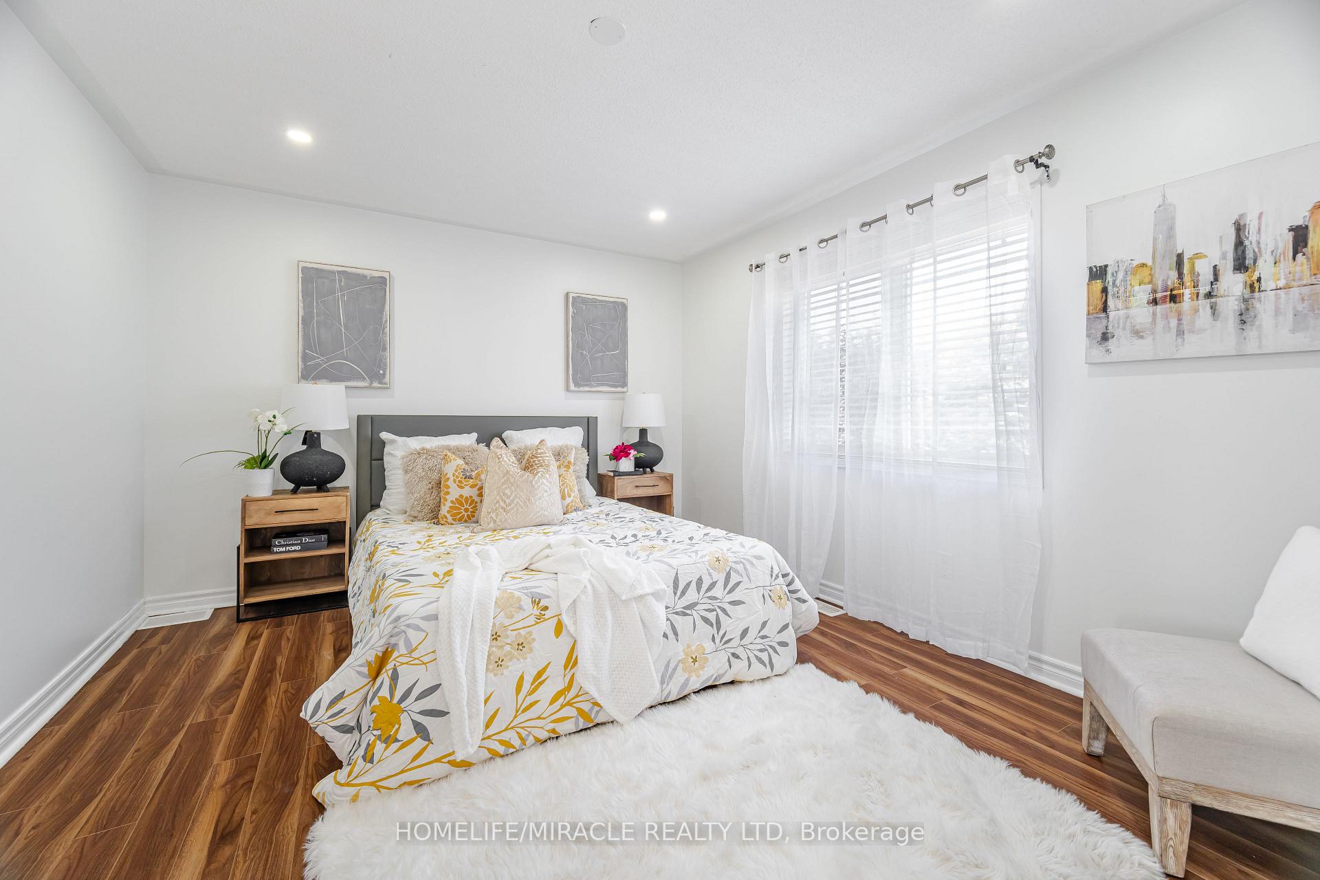 Photo 27 of 913 Taggart Crescent, Oshawa, Pinecrest — HOMEH