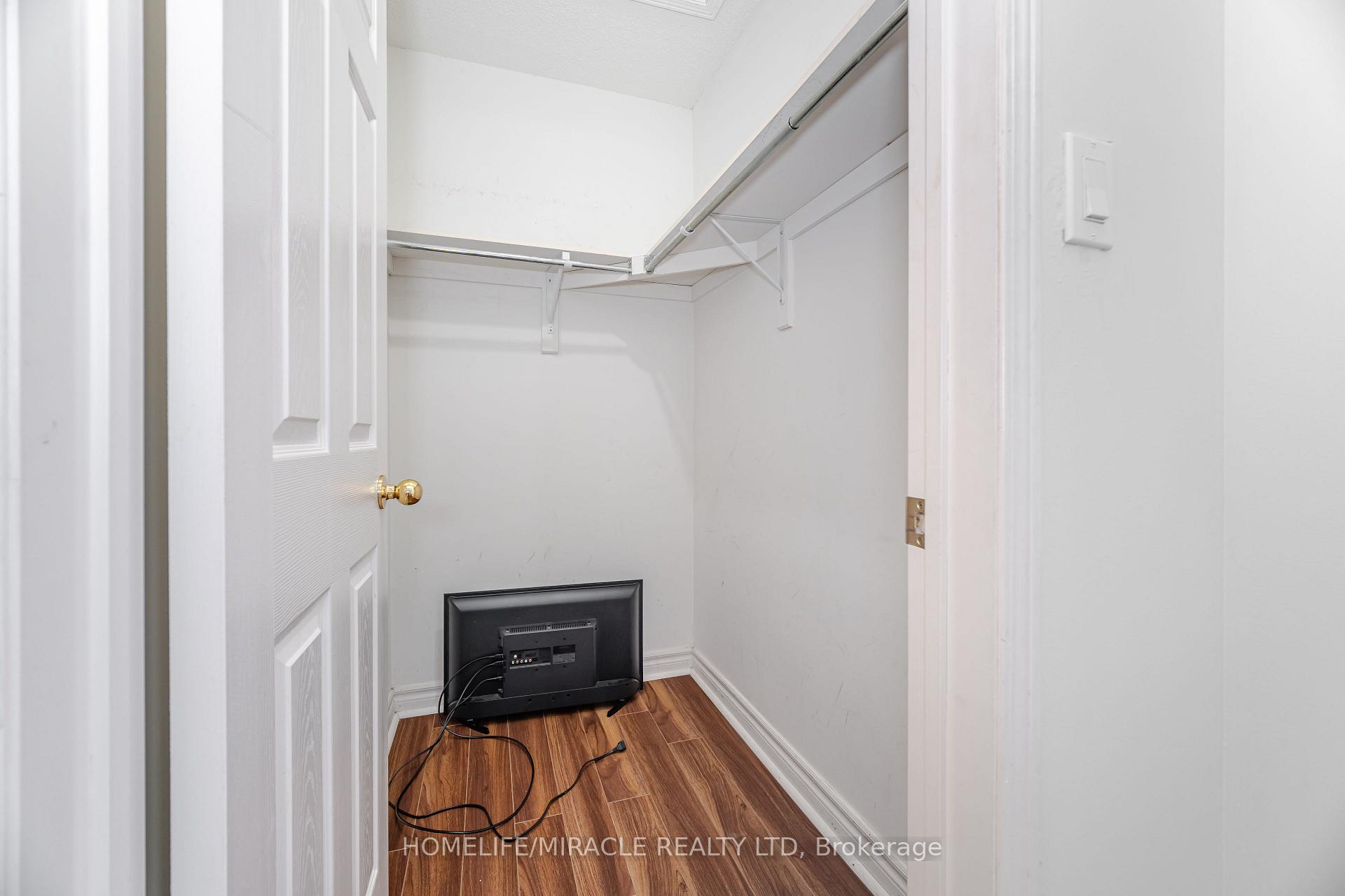 Photo 30 of 913 Taggart Crescent, Oshawa, Pinecrest — HOMEH