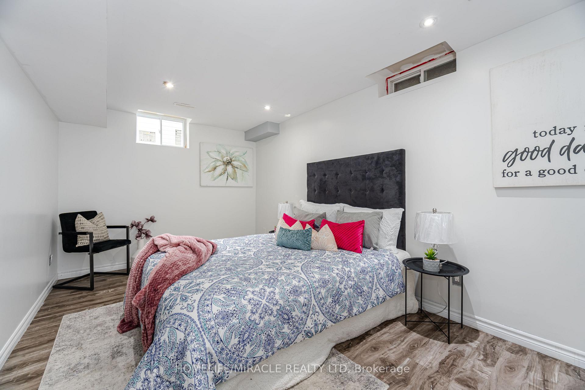 Photo 41 of 913 Taggart Crescent, Oshawa, Pinecrest — HOMEH