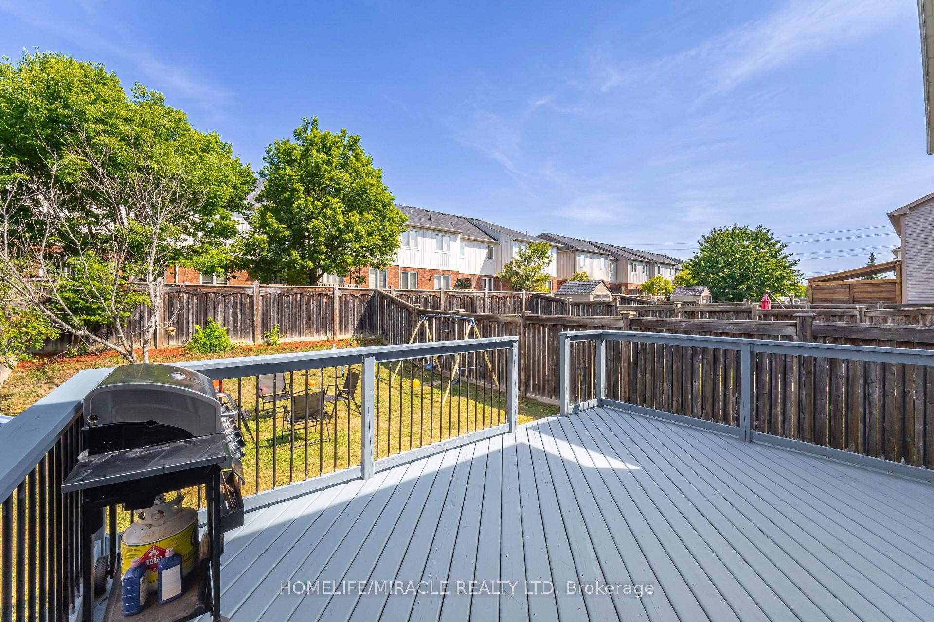 Photo 47 of 913 Taggart Crescent, Oshawa, Pinecrest — HOMEH
