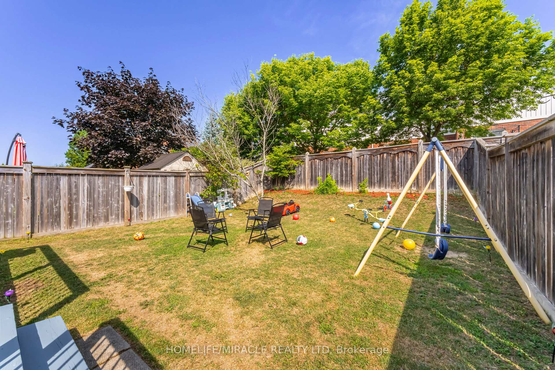 Photo 48 of 913 Taggart Crescent, Oshawa, Pinecrest — HOMEH