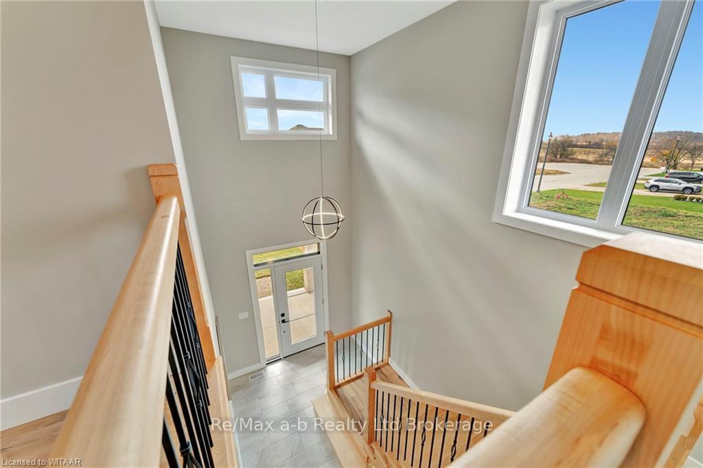 Photo 21 of 62 Sunview Drive, Norwich, Norwich Town — HOMEH