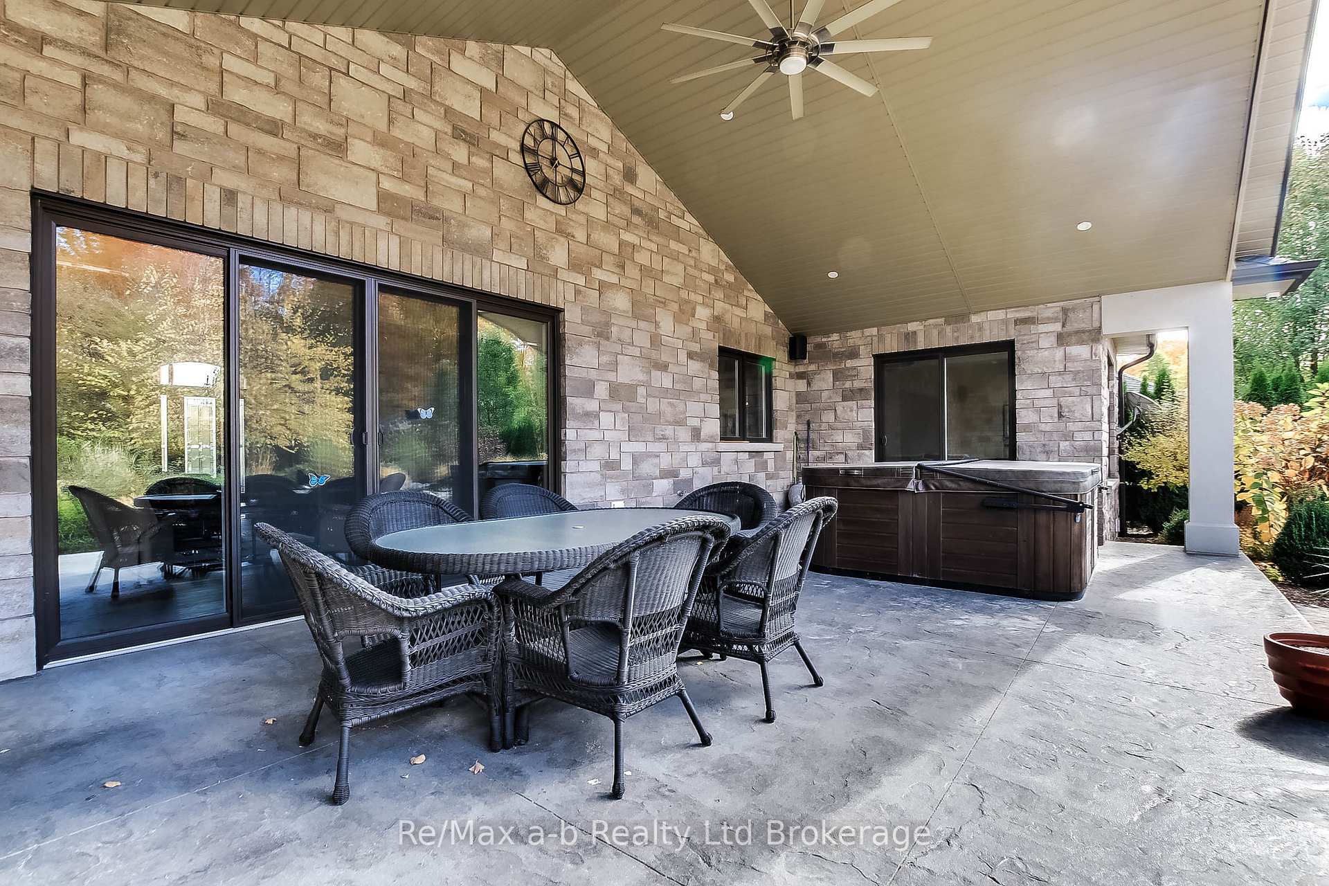Photo 8 of 60 Otterview Drive, Norwich, Otterville — HOMEH