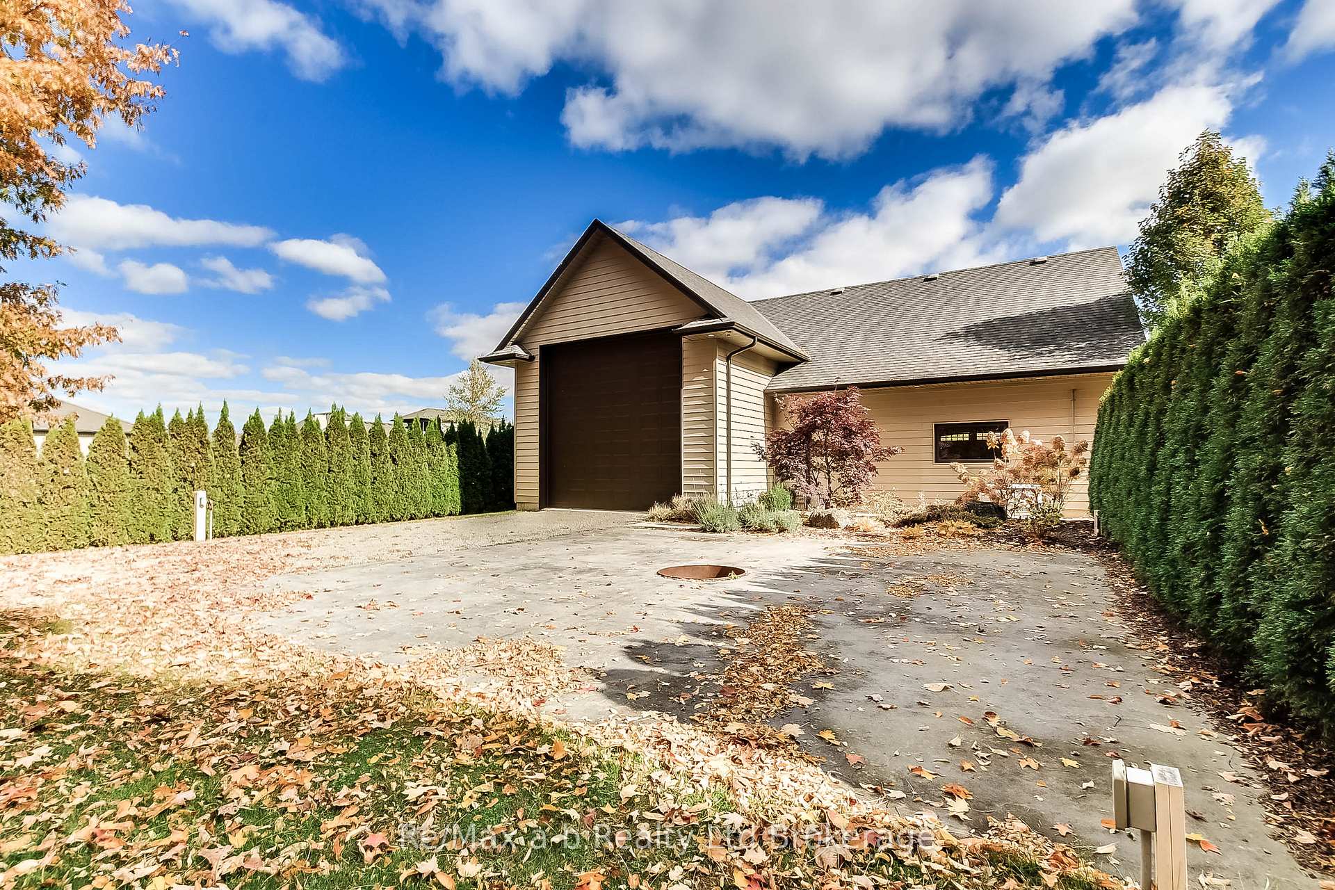 Photo 11 of 60 Otterview Drive, Norwich, Otterville — HOMEH