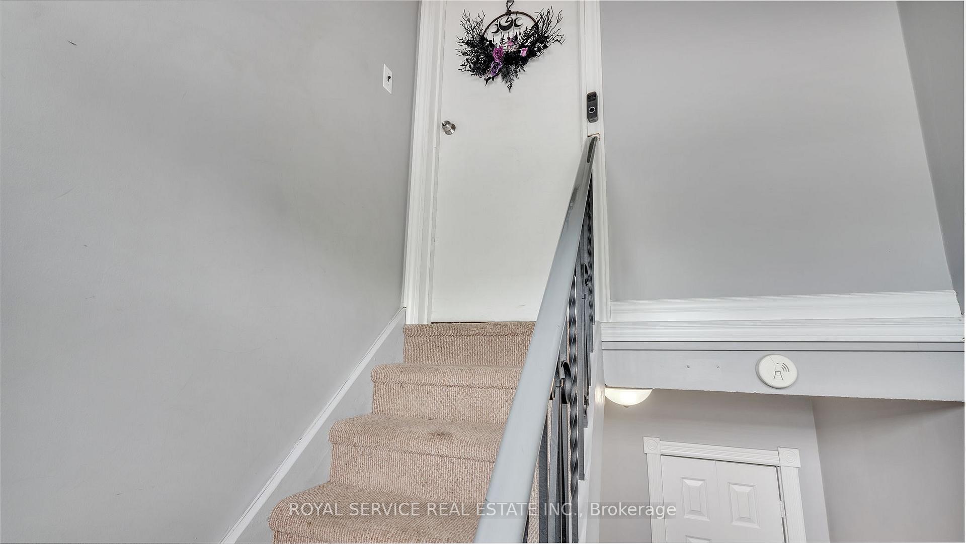 Photo 7 of 86 Park Road S, Oshawa, Vanier — HOMEH