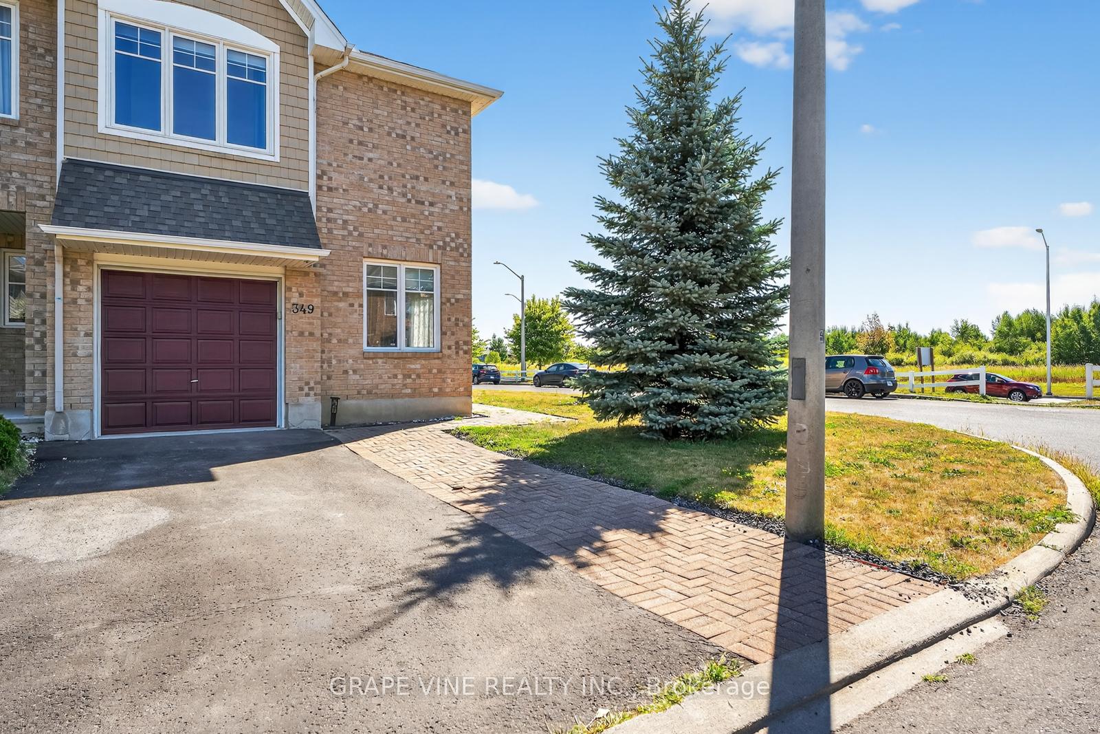 Photo 2 of 349 Grammond Circle, Ottawa, Avalon West — HOMEH