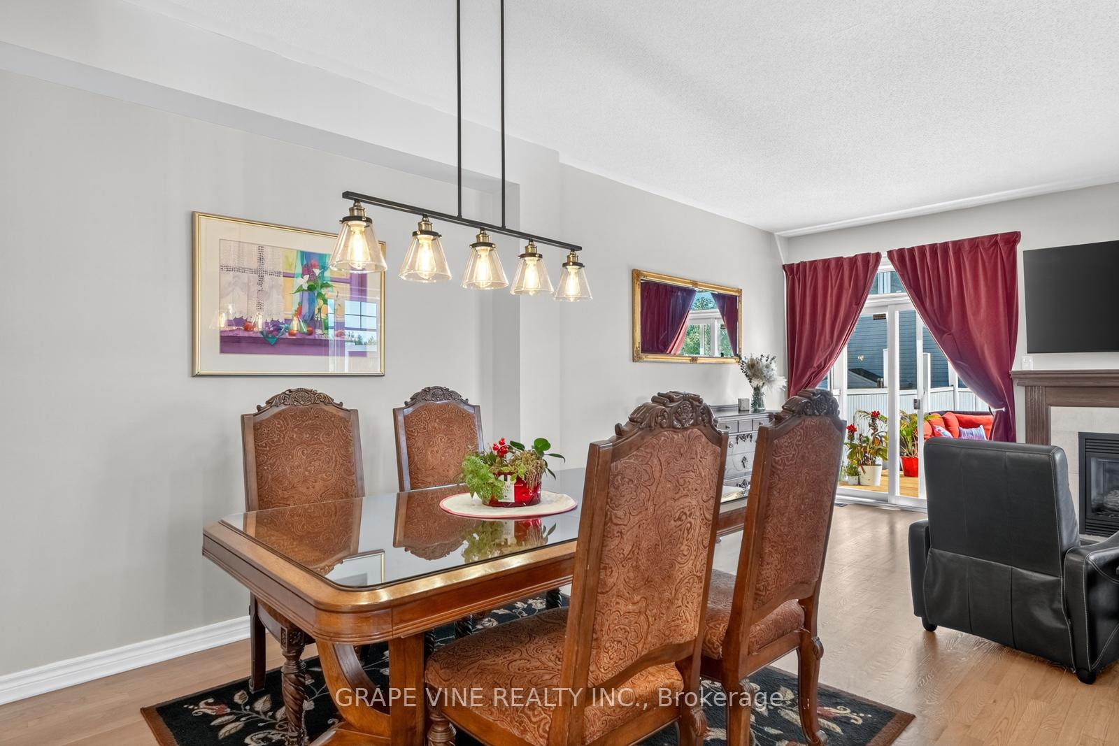 Photo 12 of 349 Grammond Circle, Ottawa, Avalon West — HOMEH
