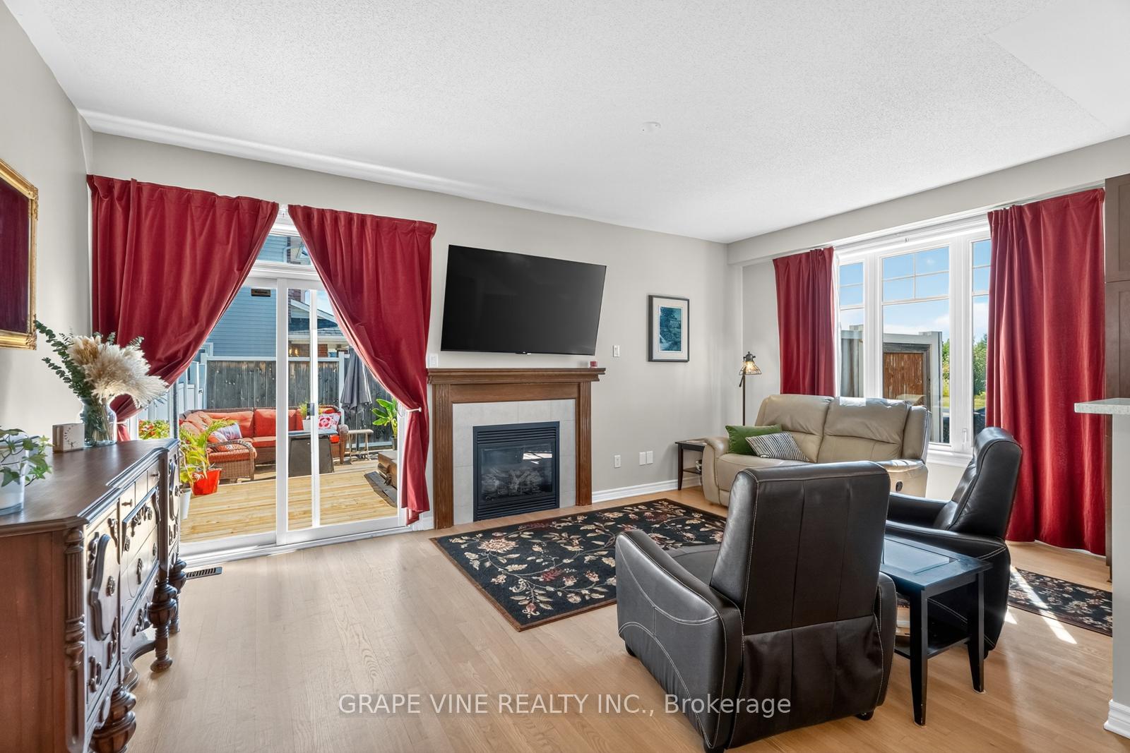 Photo 15 of 349 Grammond Circle, Ottawa, Avalon West — HOMEH