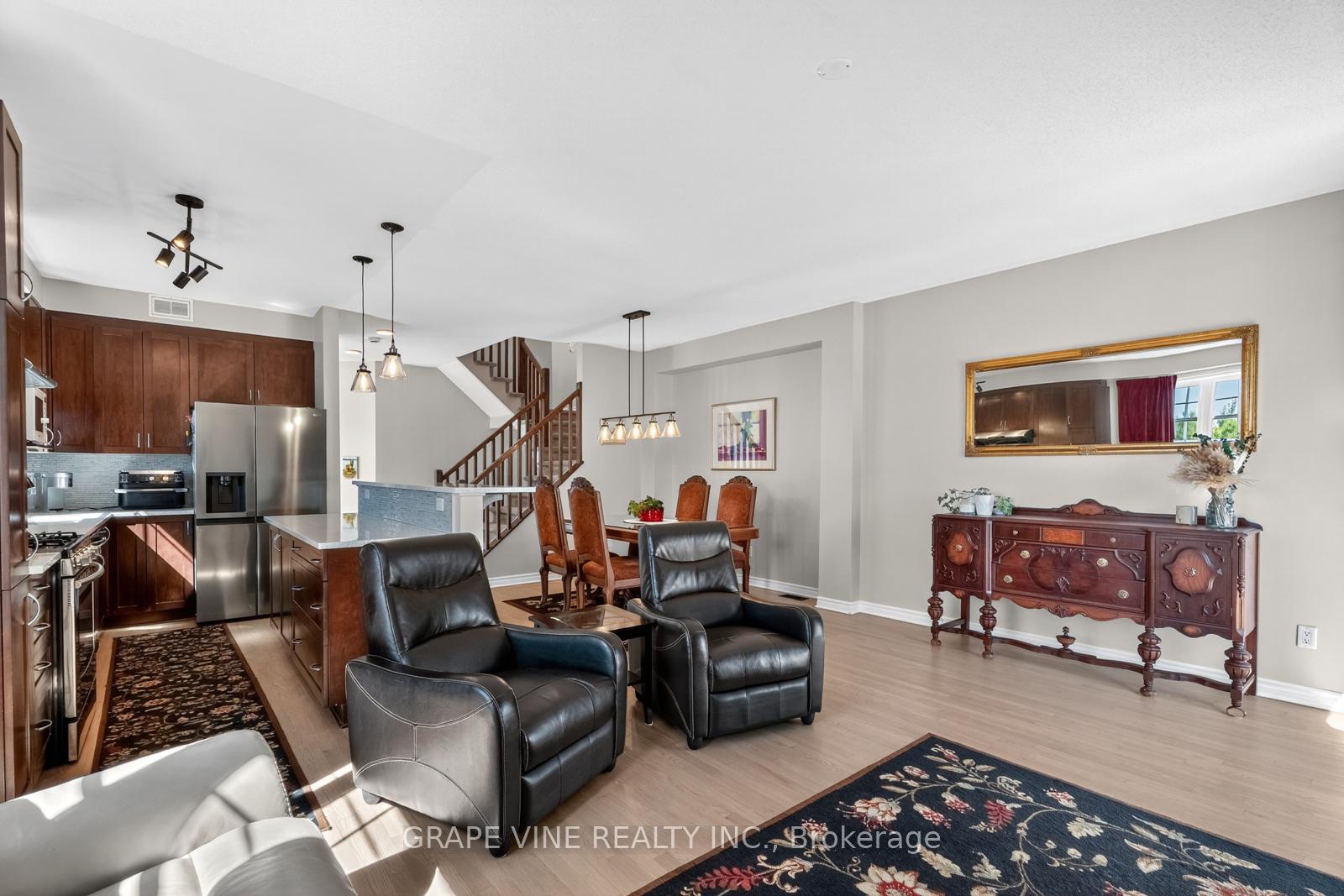 Photo 17 of 349 Grammond Circle, Ottawa, Avalon West — HOMEH