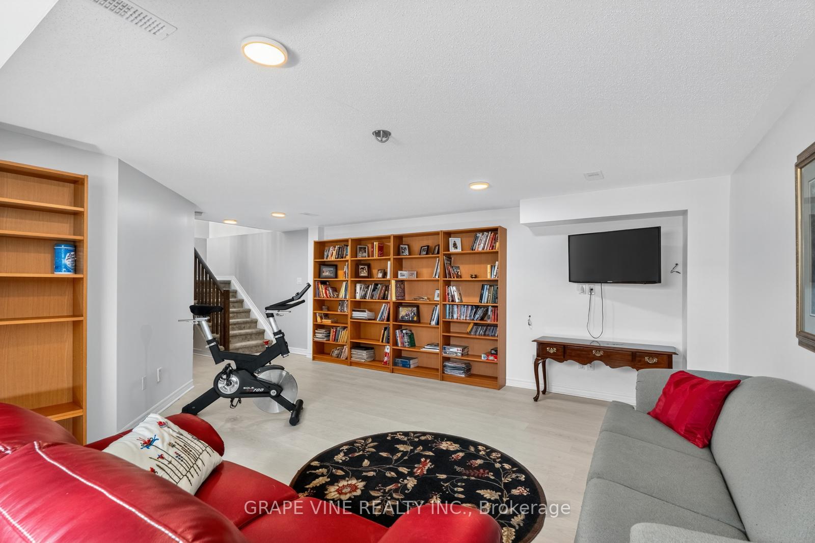 Photo 31 of 349 Grammond Circle, Ottawa, Avalon West — HOMEH