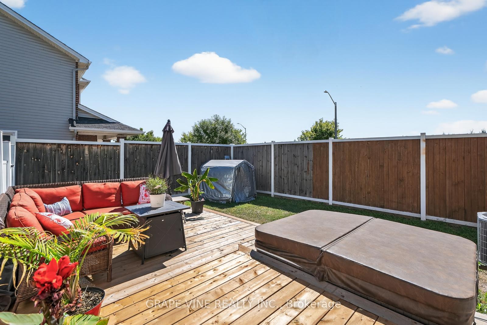 Photo 34 of 349 Grammond Circle, Ottawa, Avalon West — HOMEH
