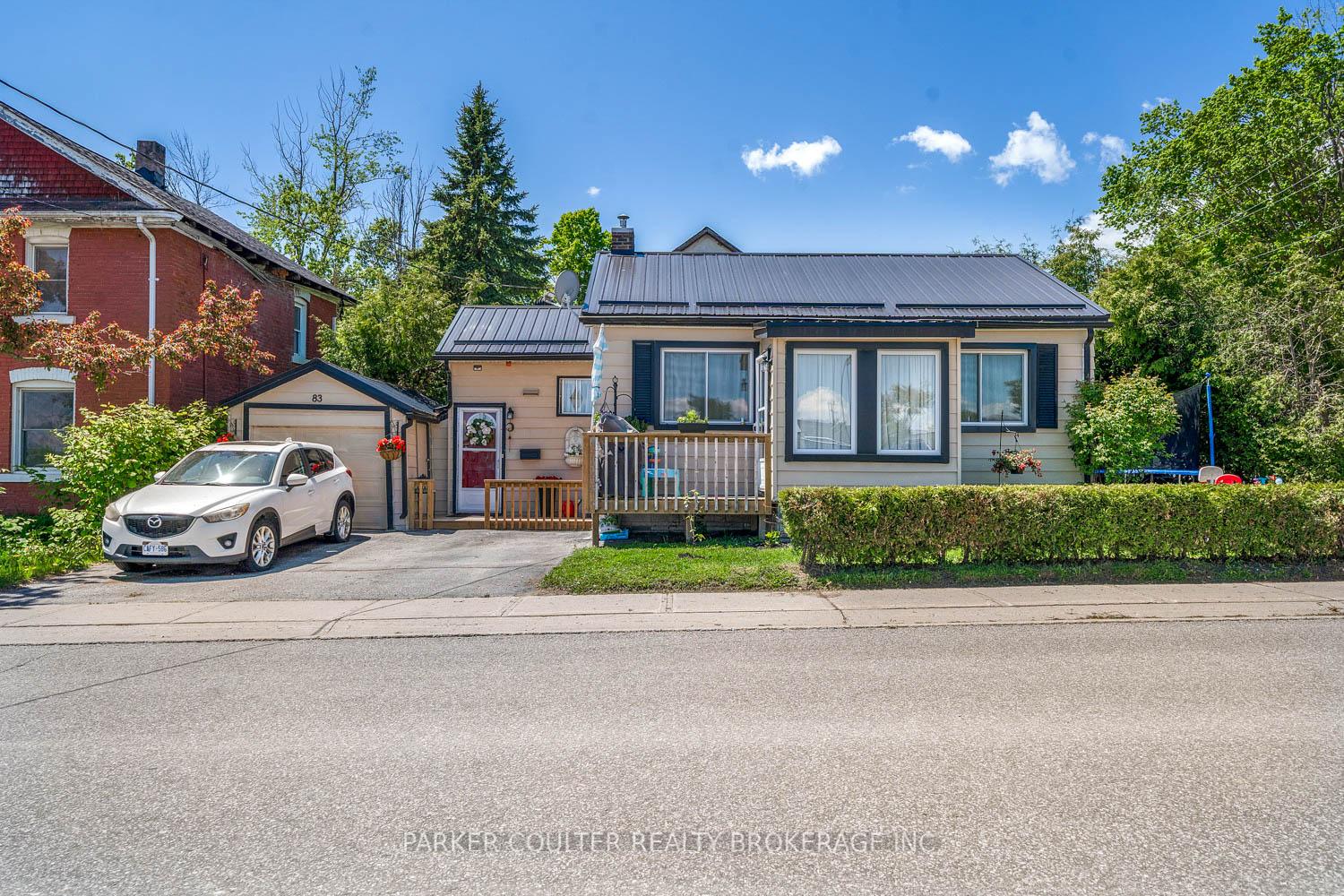 Photo 2 of 83 Andrew Street S, Orillia — HOMEH