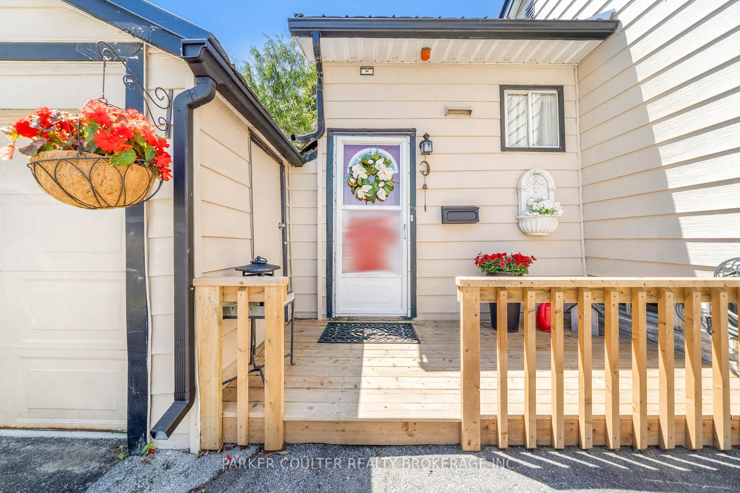 Photo 4 of 83 Andrew Street S, Orillia — HOMEH
