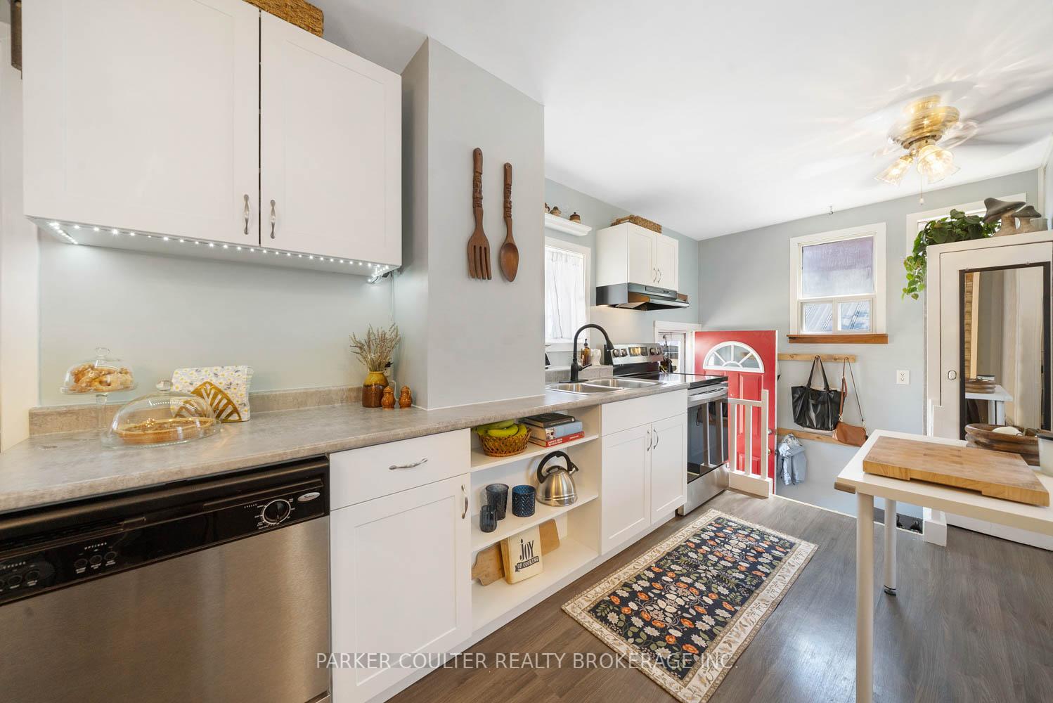 Photo 6 of 83 Andrew Street S, Orillia — HOMEH