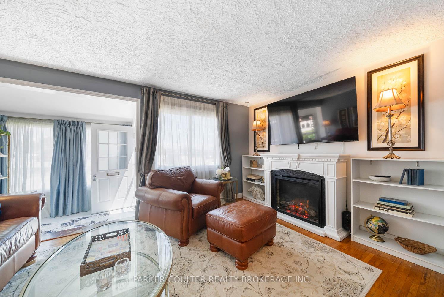 Photo 10 of 83 Andrew Street S, Orillia — HOMEH
