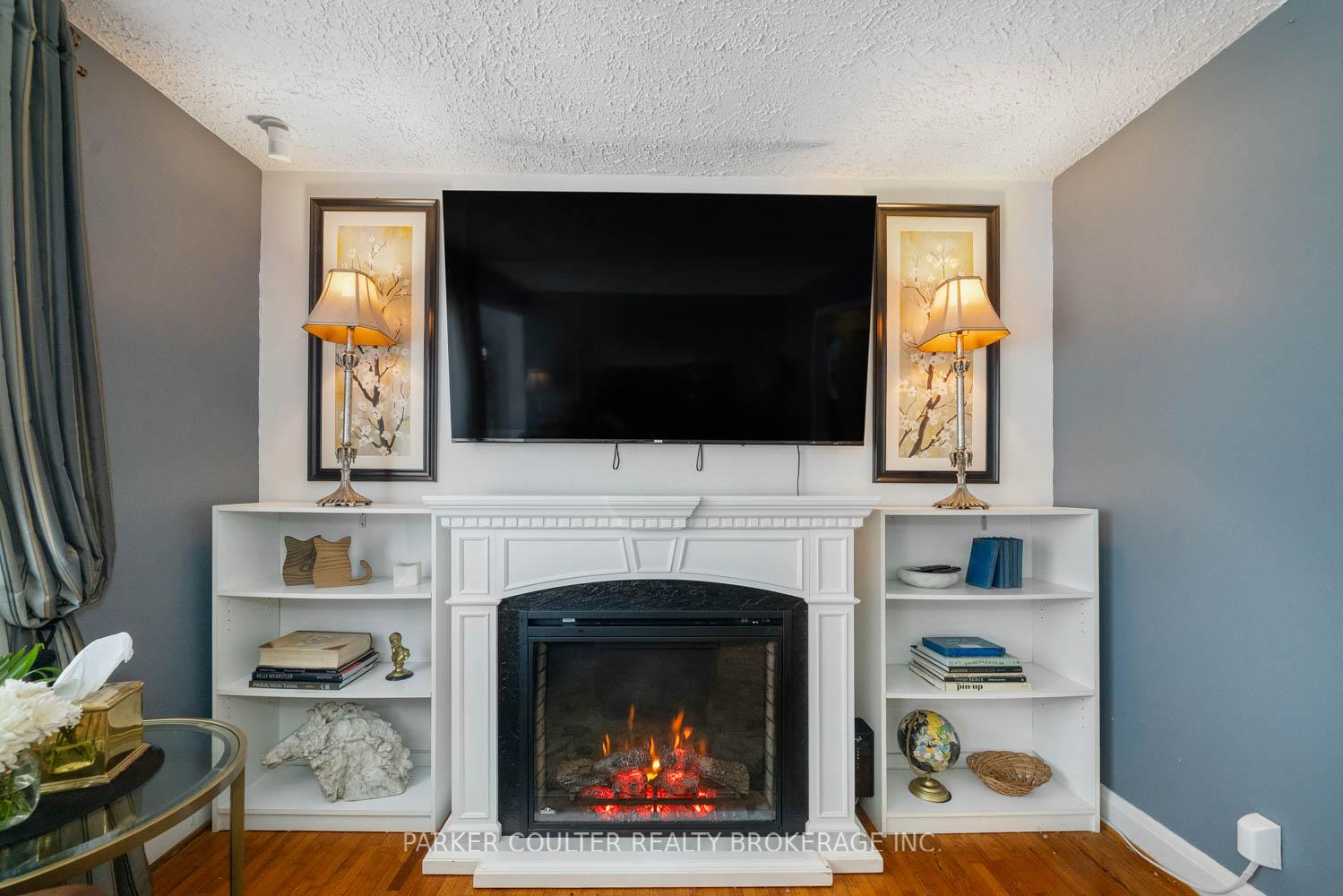 Photo 12 of 83 Andrew Street S, Orillia — HOMEH