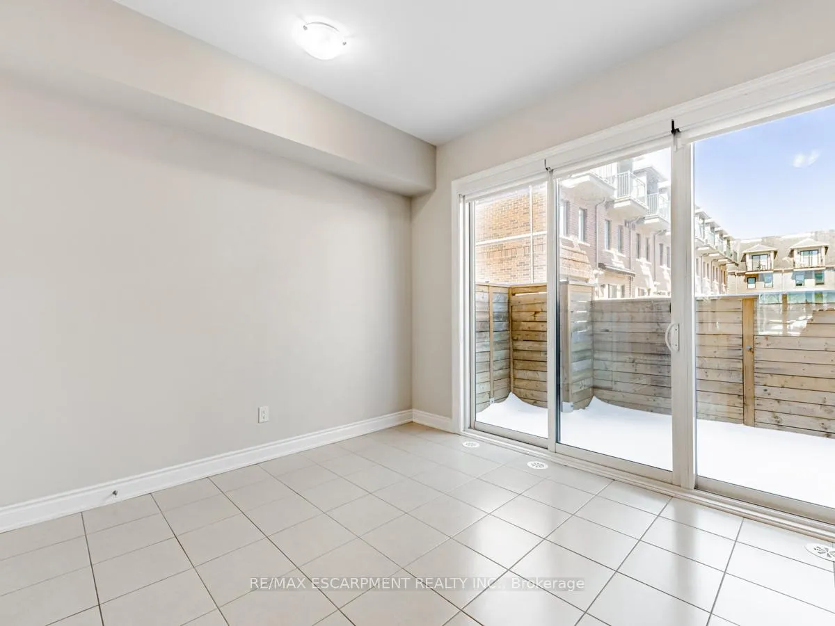 Photo 13 of 2163 Lillykin Street, Oakville, River Oaks — HOMEH