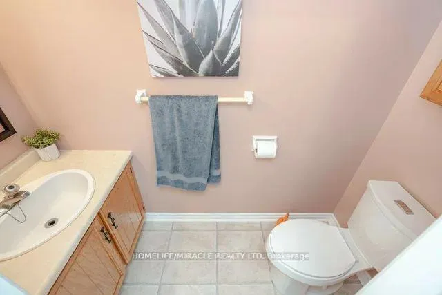 Photo 22 of 483 Labrador Drive, Oshawa, Donevan — HOMEH