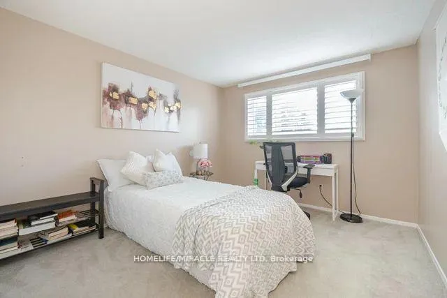 Photo 27 of 483 Labrador Drive, Oshawa, Donevan — HOMEH