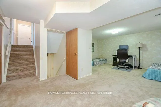 Photo 31 of 483 Labrador Drive, Oshawa, Donevan — HOMEH
