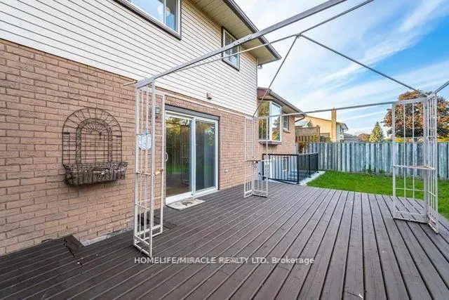 Photo 44 of 483 Labrador Drive, Oshawa, Donevan — HOMEH