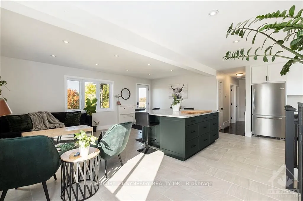 Photo 8 of 6692 Belmeade Road, North Dundas, North Dundas (Mountain) Twp — HOMEH