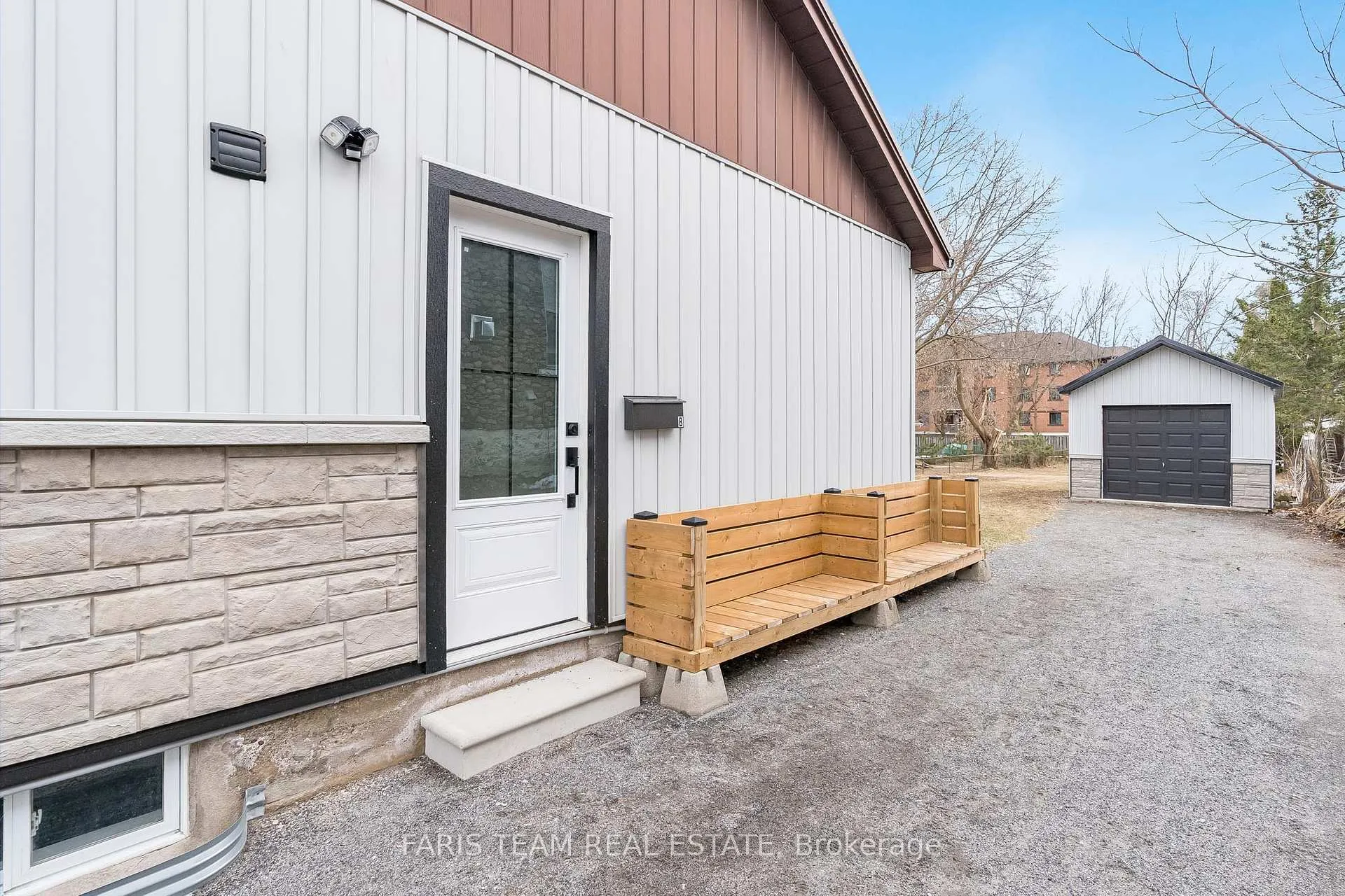 Photo 14 of 91 Bond Street, Orillia — HOMEH