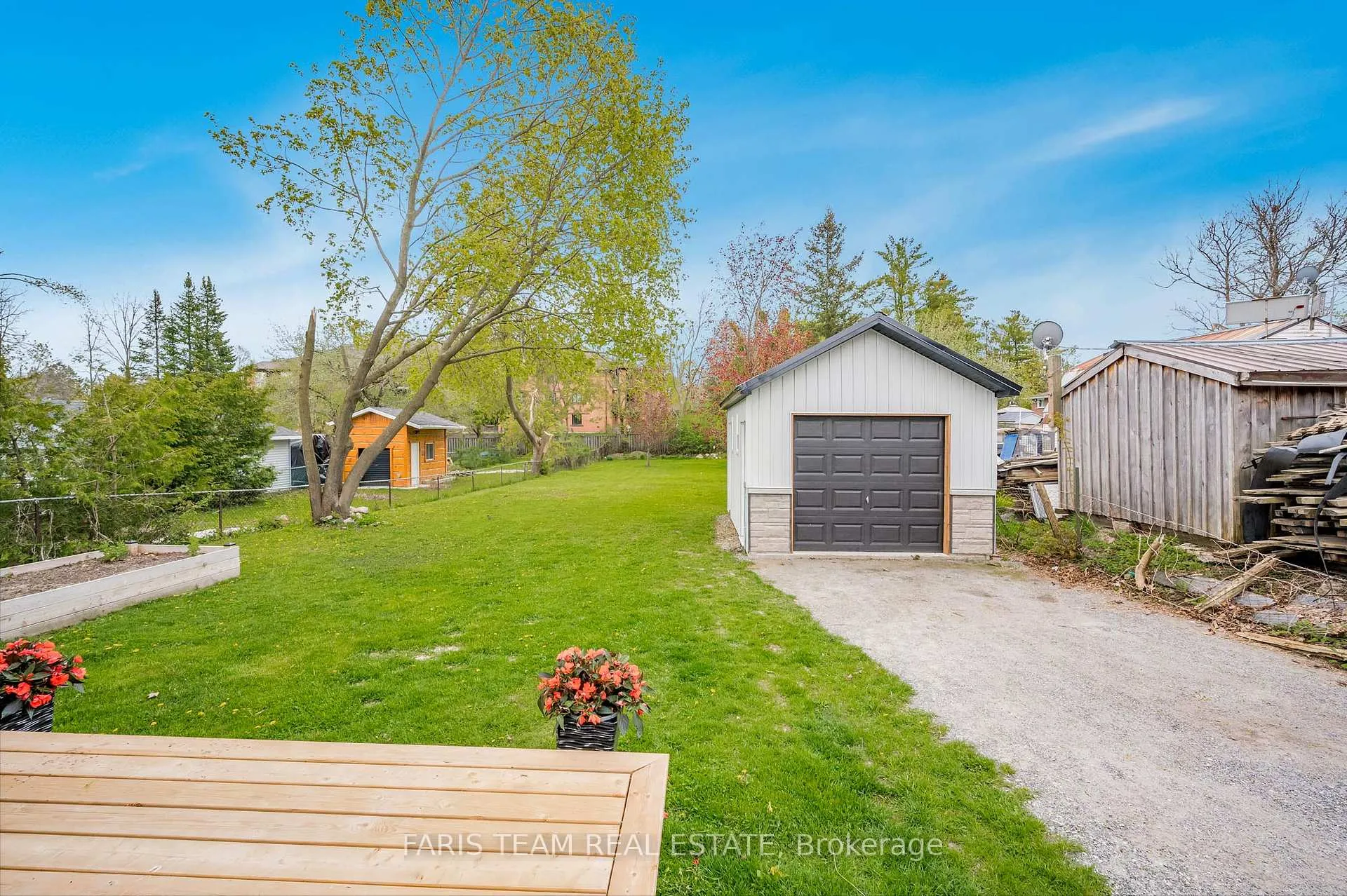 Photo 28 of 91 Bond Street, Orillia — HOMEH