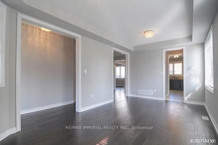 Photo 3 of 16 Martinau Drive, Markham, Greensborough — HOMEH
