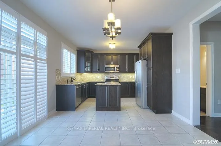 Photo 7 of 16 Martinau Drive, Markham, Greensborough — HOMEH