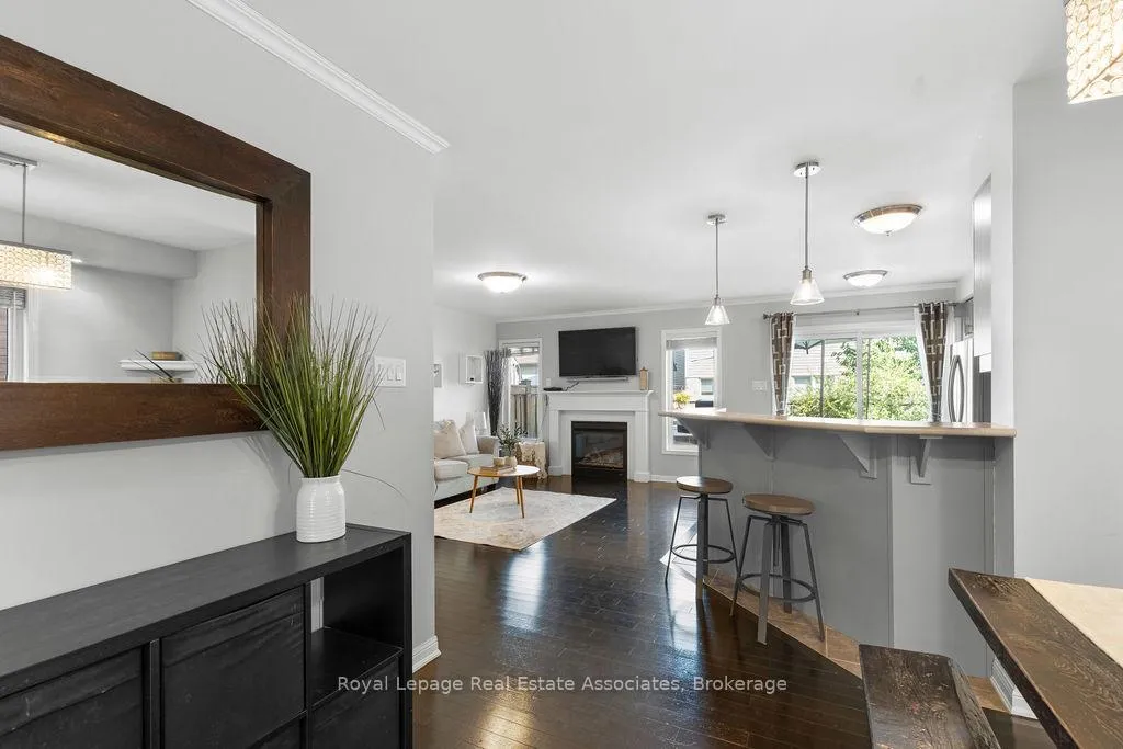 Photo 4 of 272 Woodley Crescent, Milton, Willmott — HOMEH